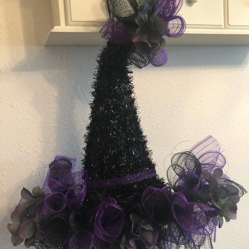 Witches Hat wall / door hanging